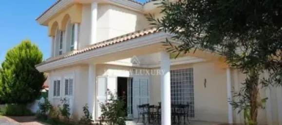 4 bedrooms House in L'Eliana, Spain No. 22227 3