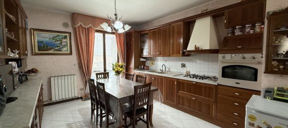 5غرفة شقة في Castiglione del Lago, Italy رقم 163572 10