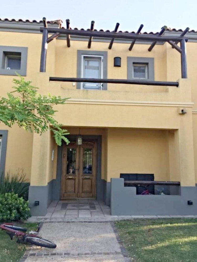 4 bedrooms House in Tigre, Argentina No. 56822