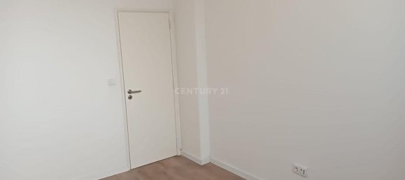 Duplex T5 em Amadora, Portugal N.º 67457 9