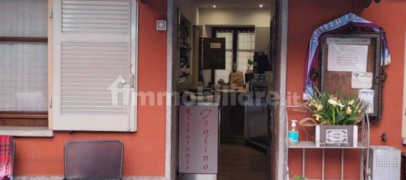 Коммерческая недвижимость с 2 комнатами в Вербания, Италия № 169722 6