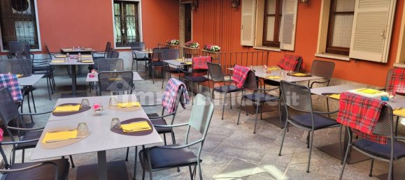 Коммерческая недвижимость с 2 комнатами в Вербания, Италия № 169722 3