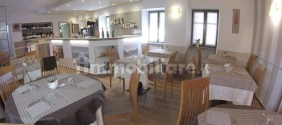 Коммерческая недвижимость с 2 комнатами в Вербания, Италия № 169722 10