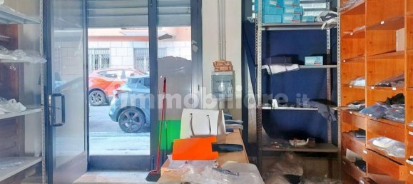 95m² Commercial property in Rome, Italy No. 327684 4