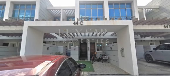 3 bedrooms Townhouse in Al Furjan, UAE No. 8526 3