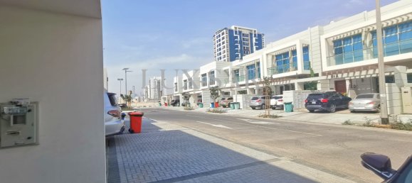 3 bedrooms Townhouse in Al Furjan, UAE No. 8526 4