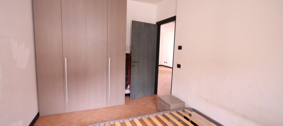 3 rooms Apartment in Alba, Italy No. 70525 14