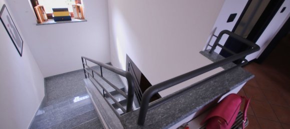 3 rooms Apartment in Alba, Italy No. 70525 24