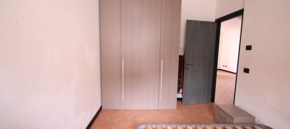 3 rooms Apartment in Alba, Italy No. 70525 28