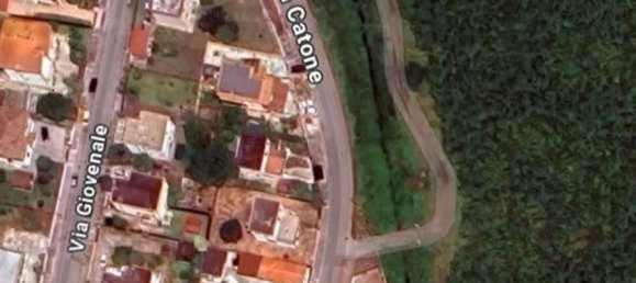 4 rooms Apartment in Aprilia, Italy No. 202820 3