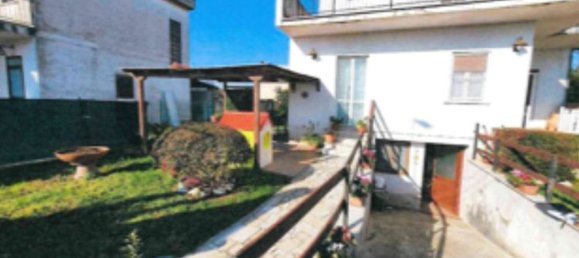 4 rooms Apartment in Aprilia, Italy No. 202820 6