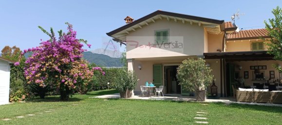 6 bedrooms Villa in Forte dei Marmi, Italy No. 37153 36