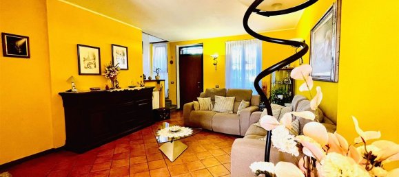 4 chambres Maison à Roncello, Italy No. 378442 4