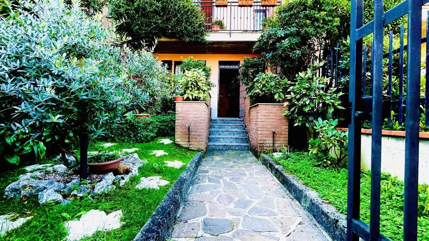 4 chambres Maison à Roncello, Italy No. 378442