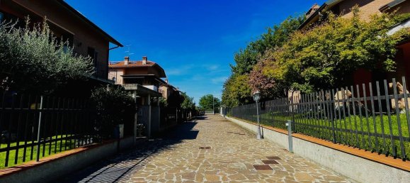 4 chambres Maison à Roncello, Italy No. 378442 3