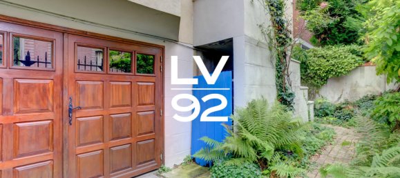 5 bedrooms Villa in Colombes, France No. 179837 17