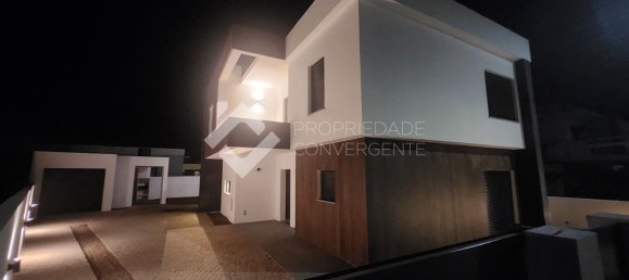 4 bedrooms House in Setubal, Portugal No. 111121 37