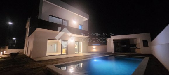 4 bedrooms House in Setubal, Portugal No. 111121 7