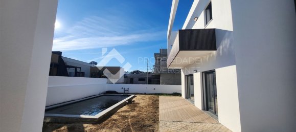 4 bedrooms House in Setubal, Portugal No. 111121 4