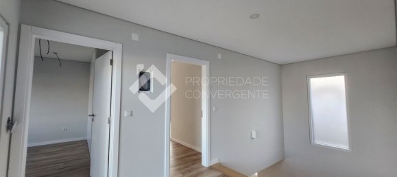 4 bedrooms House in Setubal, Portugal No. 111121 25