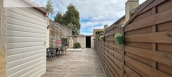 2 bedrooms House in Calais, France No. 283743 5