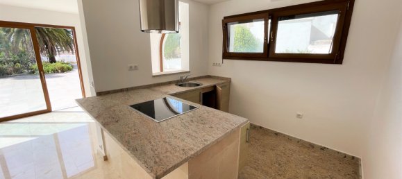 6 bedrooms Villa in Calp, Spain No. 4522 21