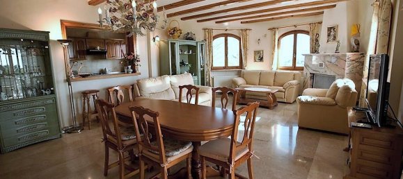 6 bedrooms Villa in Calp, Spain No. 4522 6