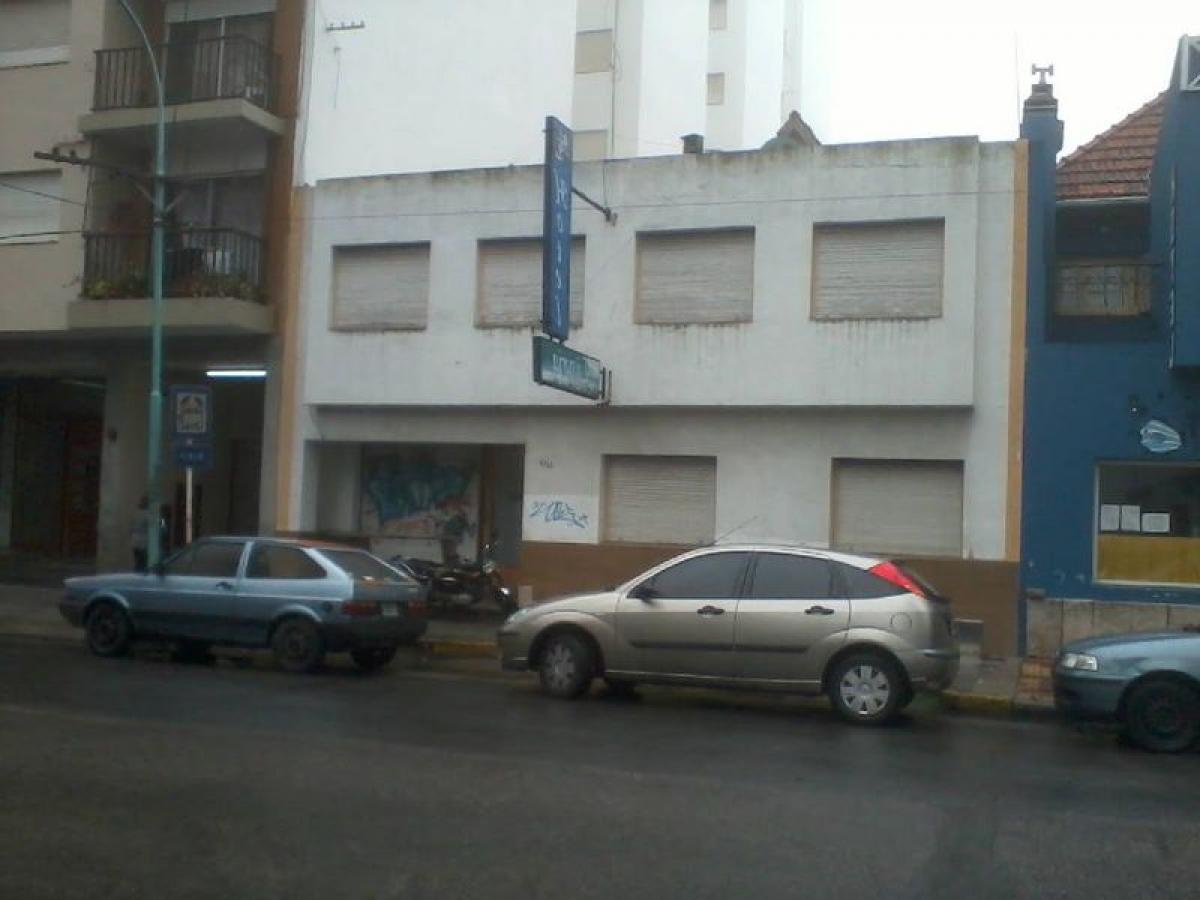 450m² Hotel in Mar del Plata, Argentina No. 105191