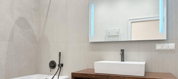 2 rooms Apartment in Wieden, Austria No. 67411 2