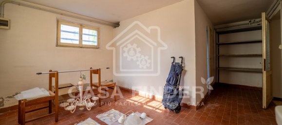 Casa de 4 habitaciónes en Montechiarugolo, Italy No. 297008 15