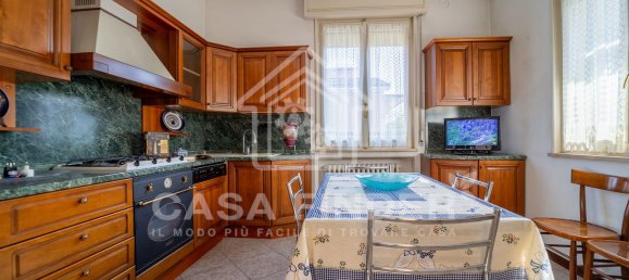 Casa de 4 habitaciónes en Montechiarugolo, Italy No. 297008 6