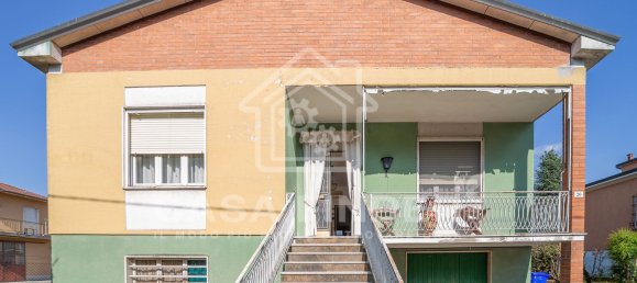 Casa de 4 habitaciónes en Montechiarugolo, Italy No. 297008 19