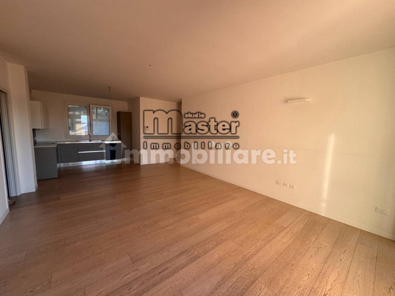 3 bedrooms Apartment in Treviso, Italy No. 220809