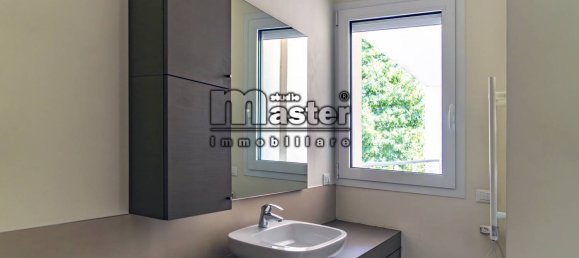 3 bedrooms Apartment in Treviso, Italy No. 220809 14