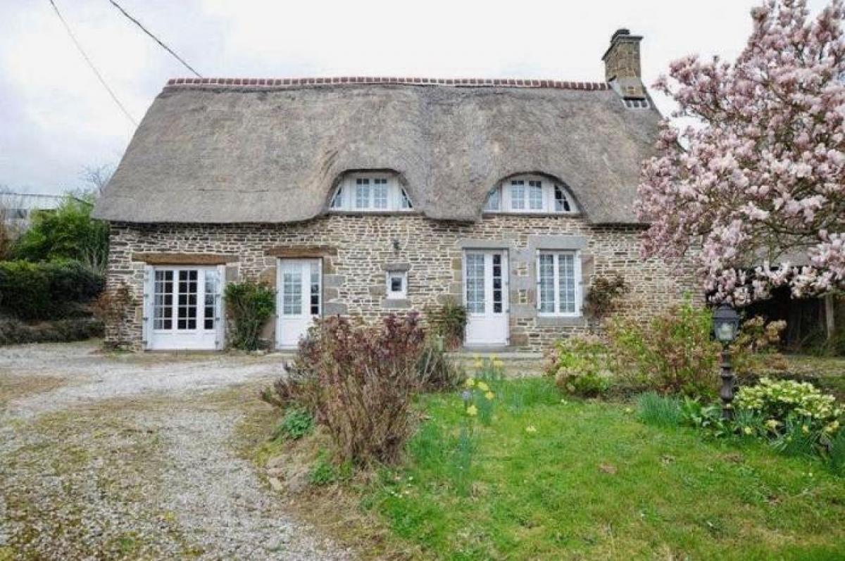 4 bedrooms House in Sourdeval, France No. 2145