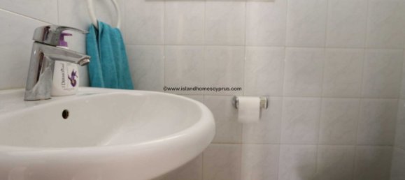 4 Schlafzimmer Haus in Deryneia, Cyprus, Nr. 23912 10