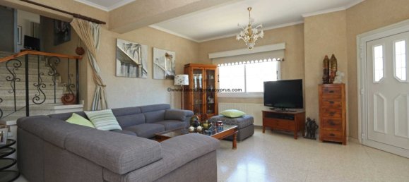 4 Schlafzimmer Haus in Deryneia, Cyprus, Nr. 23912 2