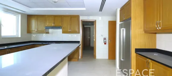 4 bedrooms Villa in Jumeirah Park, UAE No. 108322 7