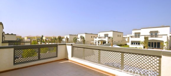 4 bedrooms Villa in Jumeirah Park, UAE No. 108322 15