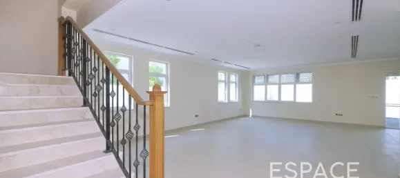 4 bedrooms Villa in Jumeirah Park, UAE No. 108322 3