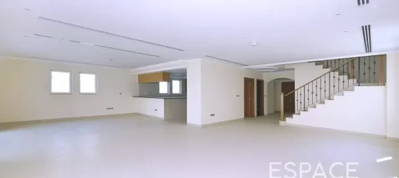 4 bedrooms Villa in Jumeirah Park, UAE No. 108322 5