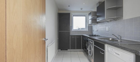 2 bedrooms Apartment in Thamesmead, United Kingdom No. 10986 7