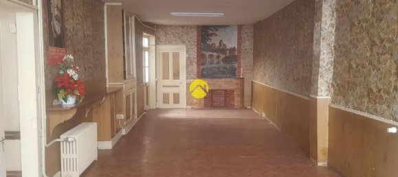 Apartamento de 9 dormitorios en Le Blanc, France No. 246989 2