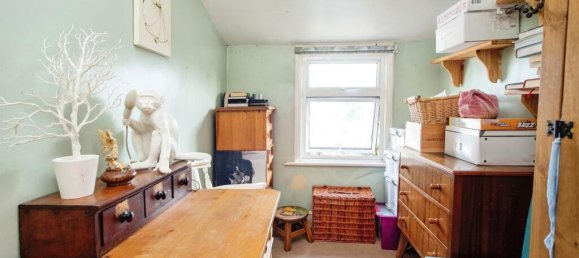 3 bedrooms House in Watford, United Kingdom No. 6069 9