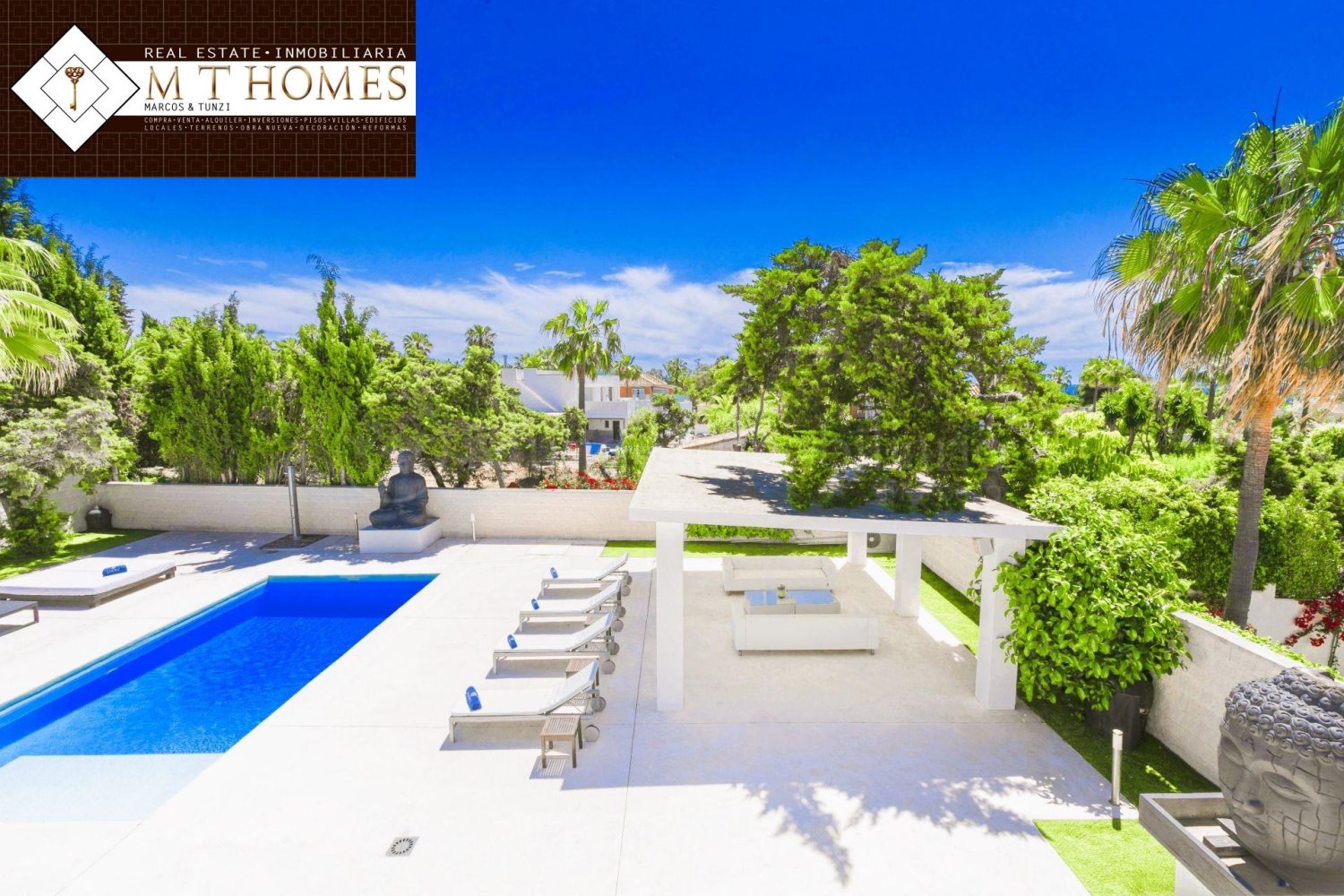 4 bedrooms Villa in Marbella, Spain No. 118098