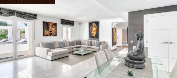 4 bedrooms Villa in Marbella, Spain No. 118098 20