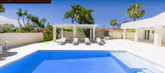 4 bedrooms Villa in Marbella, Spain No. 118098 30