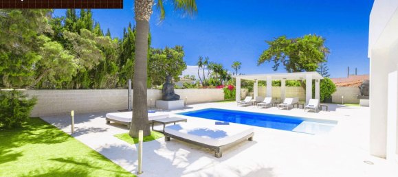 4 bedrooms Villa in Marbella, Spain No. 118098 27