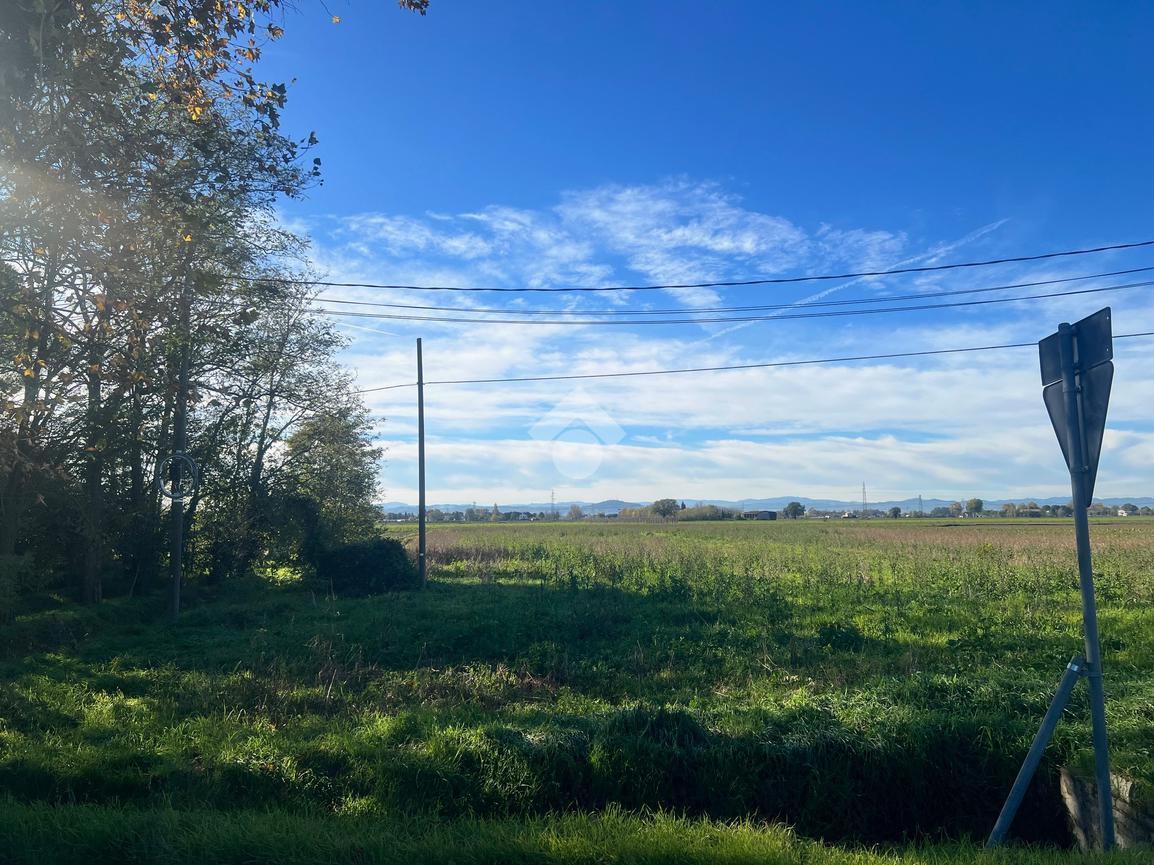 Grundstück in Ravenna, Italy 13630m², Nr. 143626