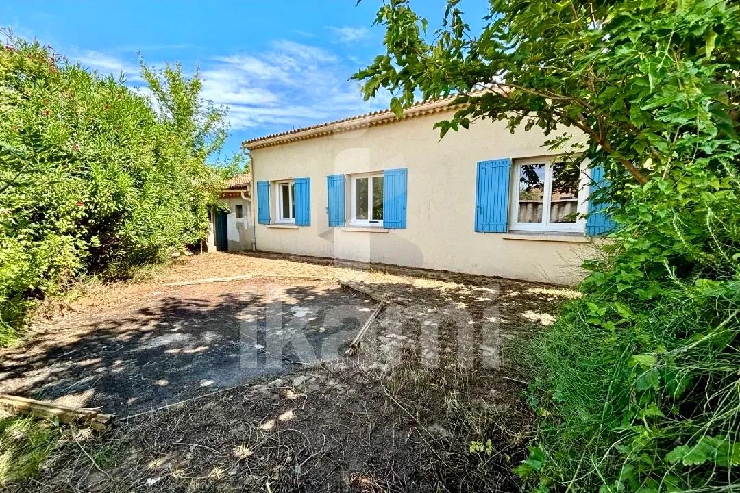 2 bedrooms House in Roquemaure, France No. 360880